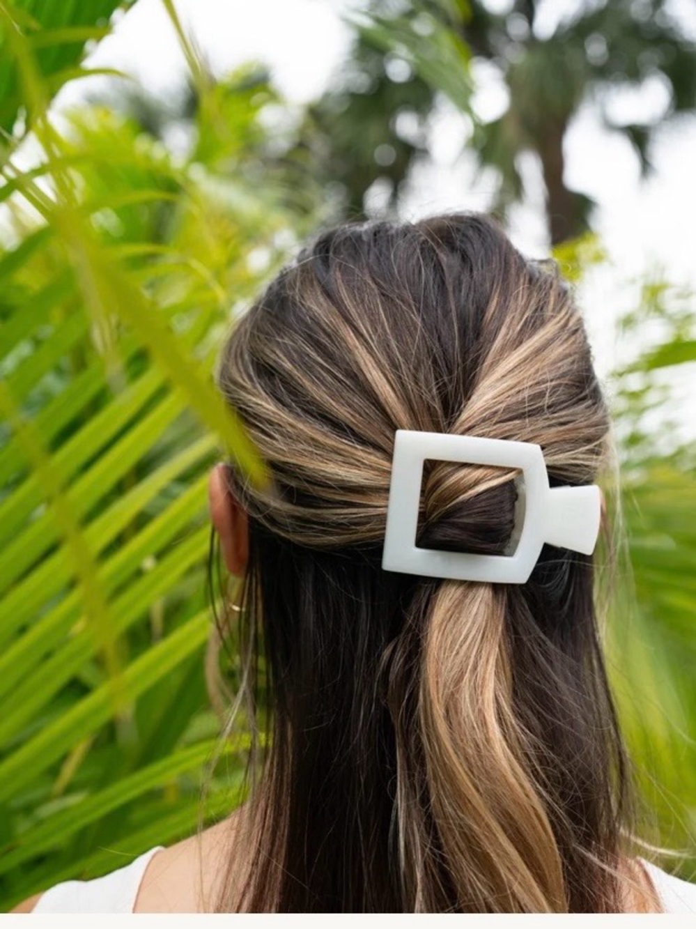 TELETIES Coconut White Large Flat Hairclip. - Picture 2 of 13